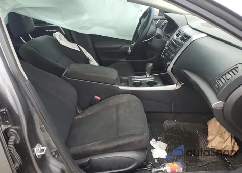 2015 Nissan Altima 2.5 z USA, uszkodzony, nr VIN 1N4AL3AP3FC170729